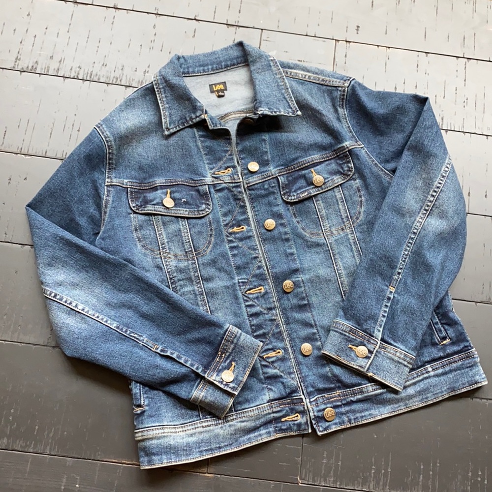 Never Worn! Lee+Dark Denim Jacket+size Large
